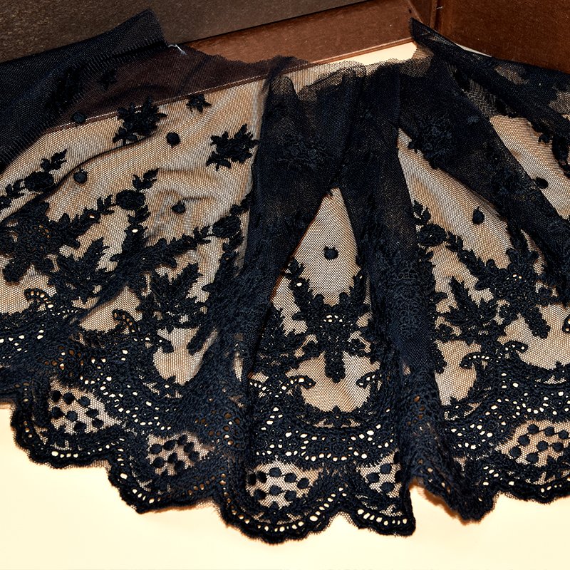 Factory Wholesale Embroidered lace Trimming fabric 3d flower lace embroidered fabric