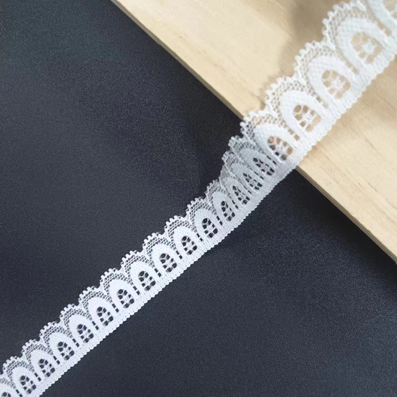 Hot-selling Voile White Nylon Spandex Lace Fabrics Stretch Lace Trim Ribbon Lace for Other Clothing Accessories