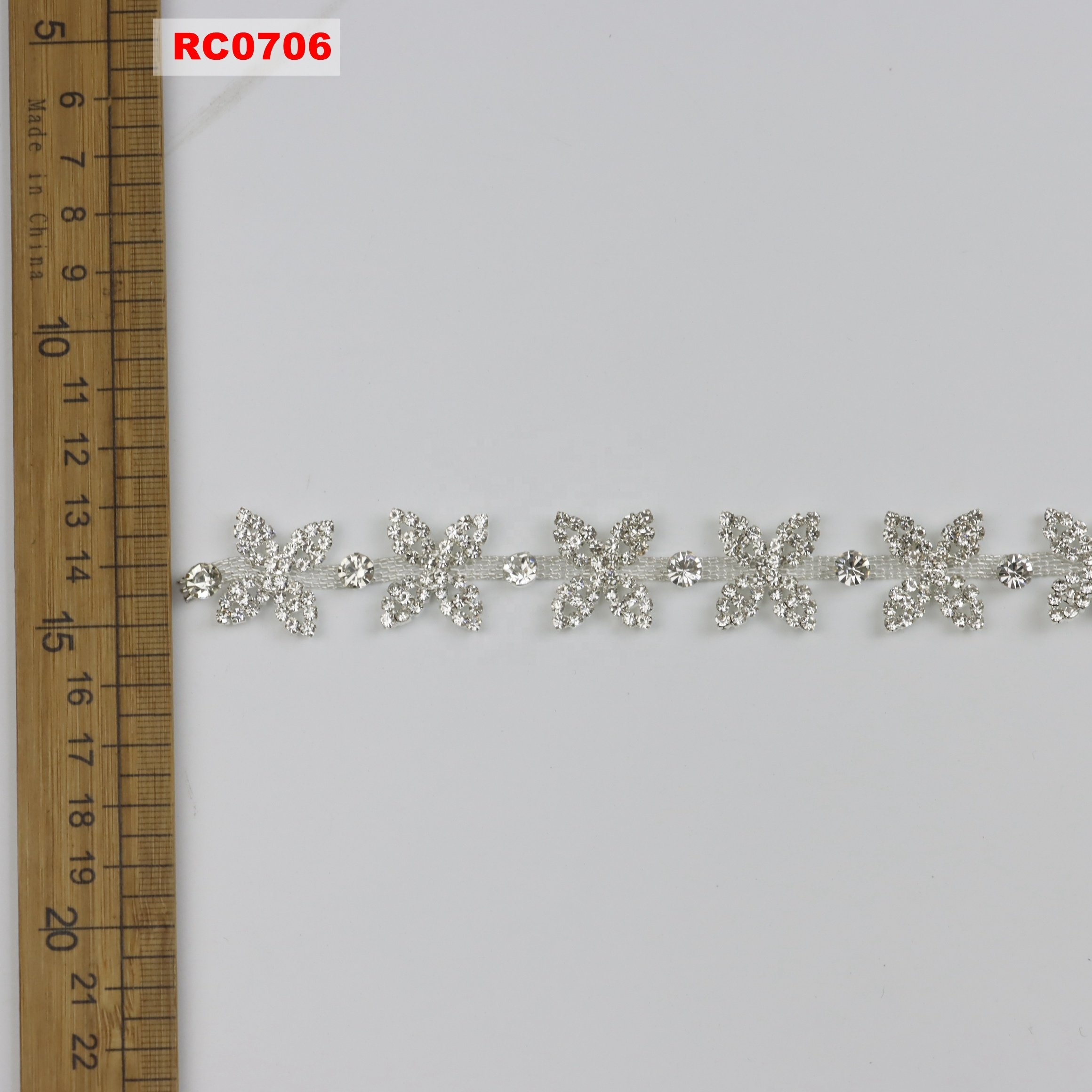 Garment high quality use custom design rhinestone trimming applique for clothes accessories