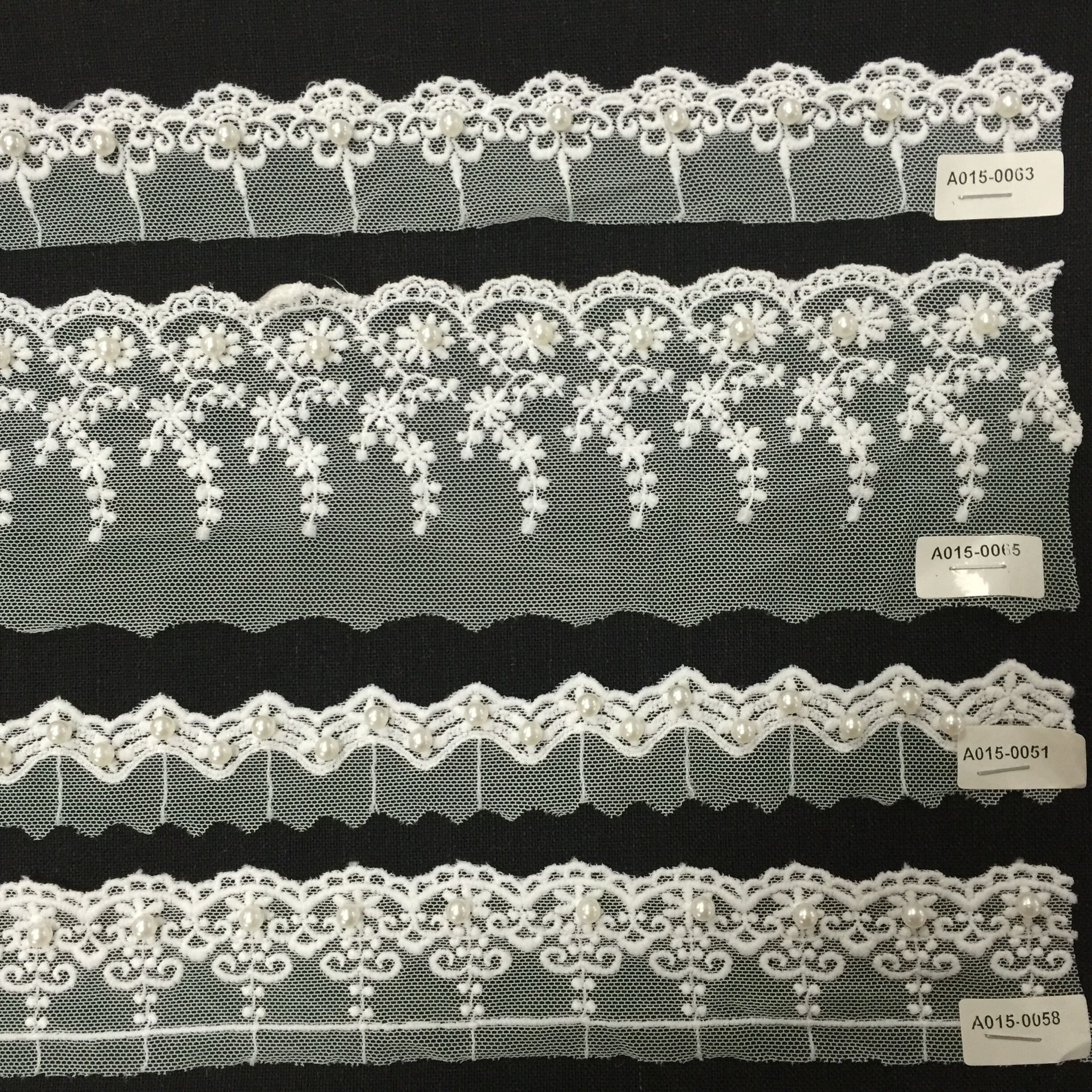 hot sale Wholesale fancy polyester embroidery lace trimming