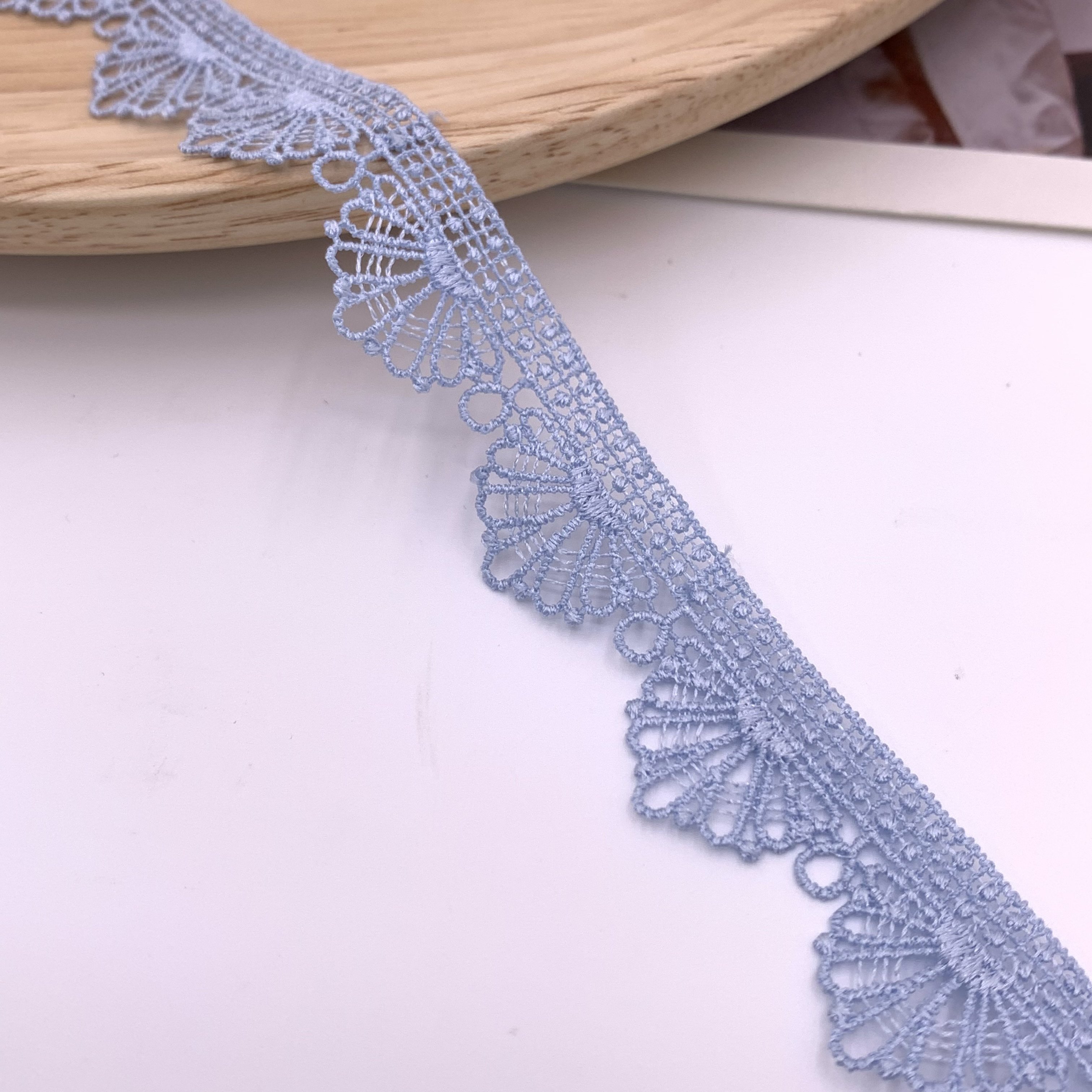 Wholesale Luxury Colors Polyester Renda Fashion Fancy Guipure Lace Trim