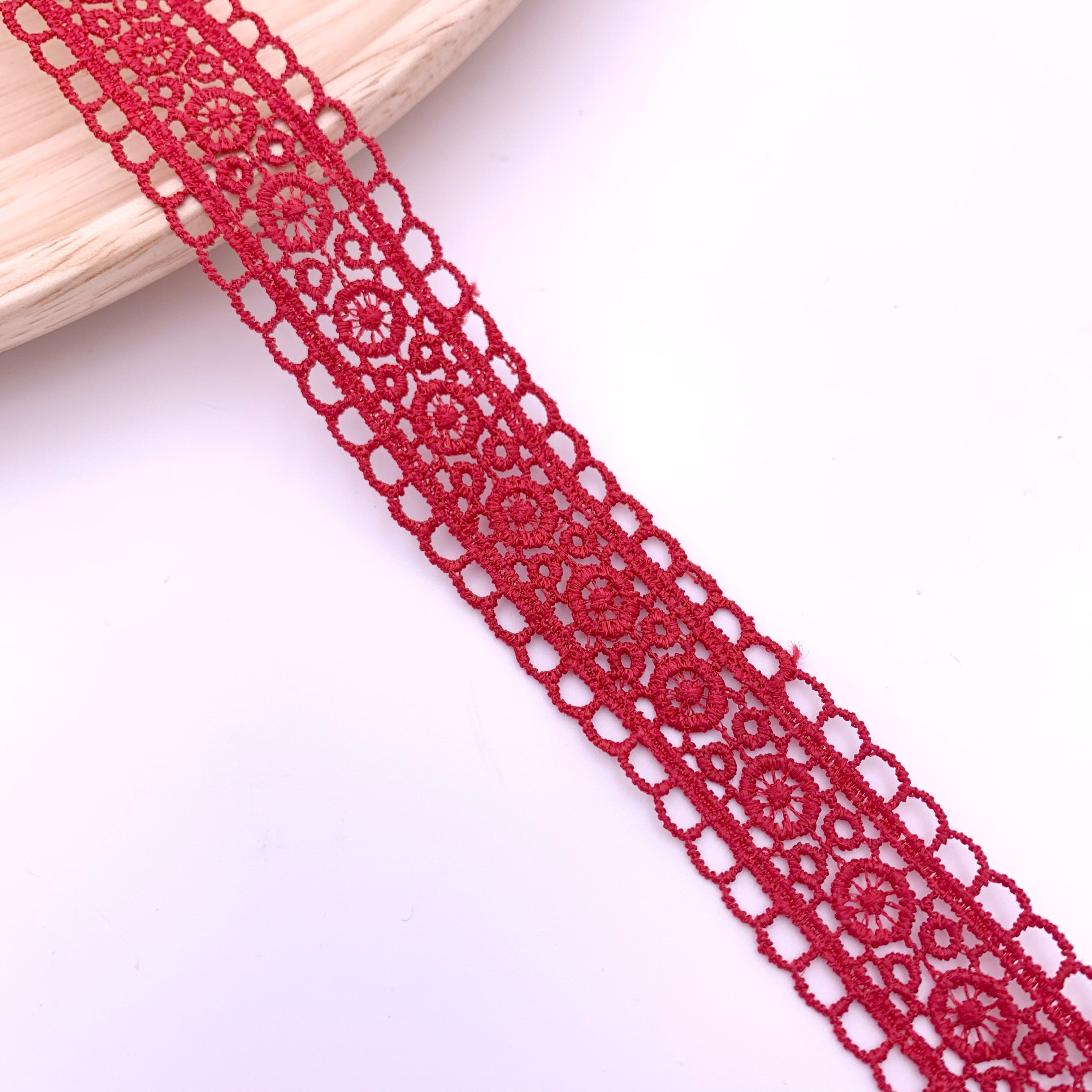 Wholesale Delicate Colors Polyester Embroidery Sewing Lace Guipure Lace Trim