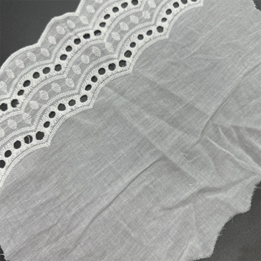 Fine woven cotton fabric carvend holes Trimming lace water soluble Embroidery border lace trim garment