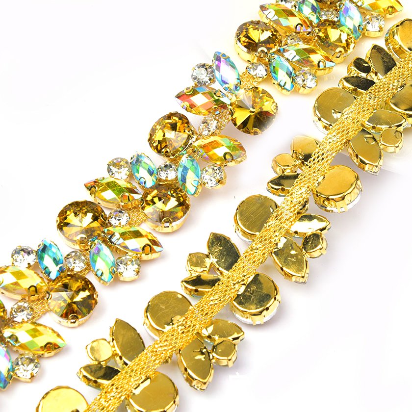 2025 New Horse Eye Rabbit Head Rhinestone Trim Crystal Flower Chain Glass Collar Decoration DIY Crystal Decorations Shoes Bags