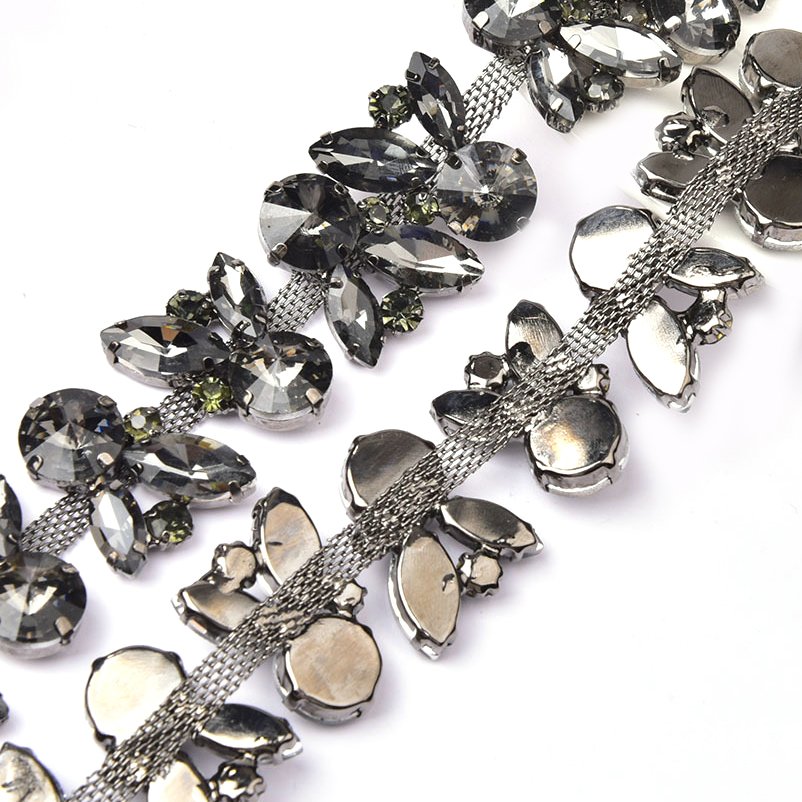 2025 New Horse Eye Rabbit Head Rhinestone Trim Crystal Flower Chain Glass Collar Decoration DIY Crystal Decorations Shoes Bags