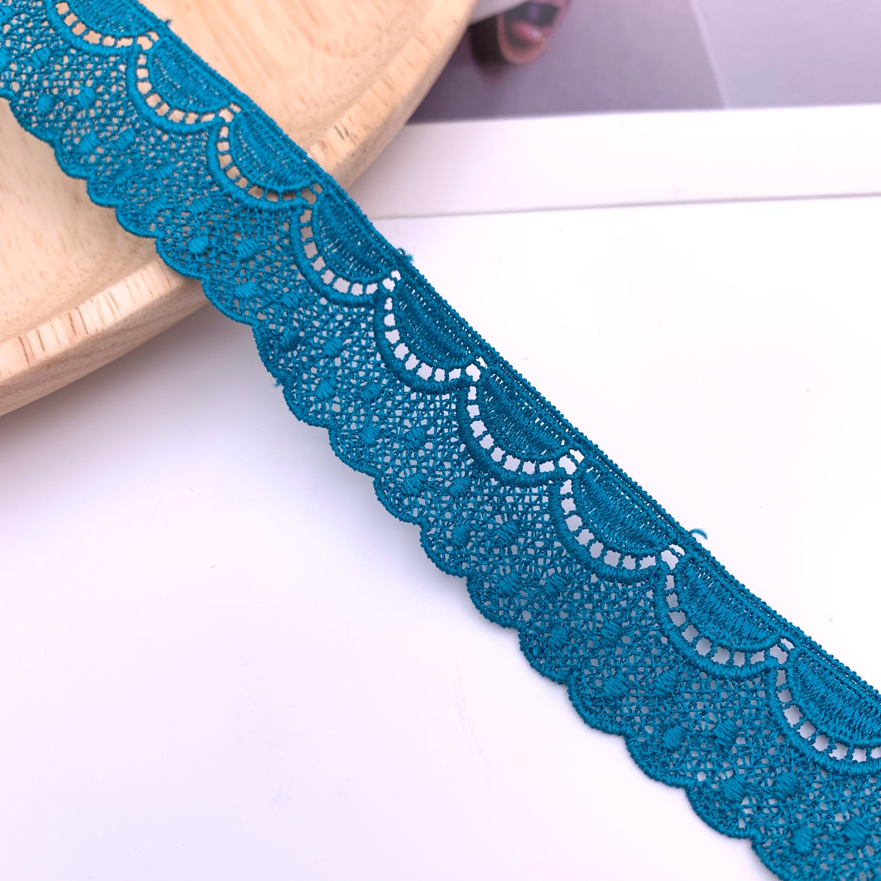 Manufacturers Fashion New Design Gpo Lace Luxury Polyester Guipure Colors Lace Trim