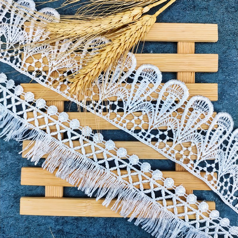 Manufacturer wholesale low price 5cm polyester guipure White Embroidery lace trim for Bridal dress garment t11561