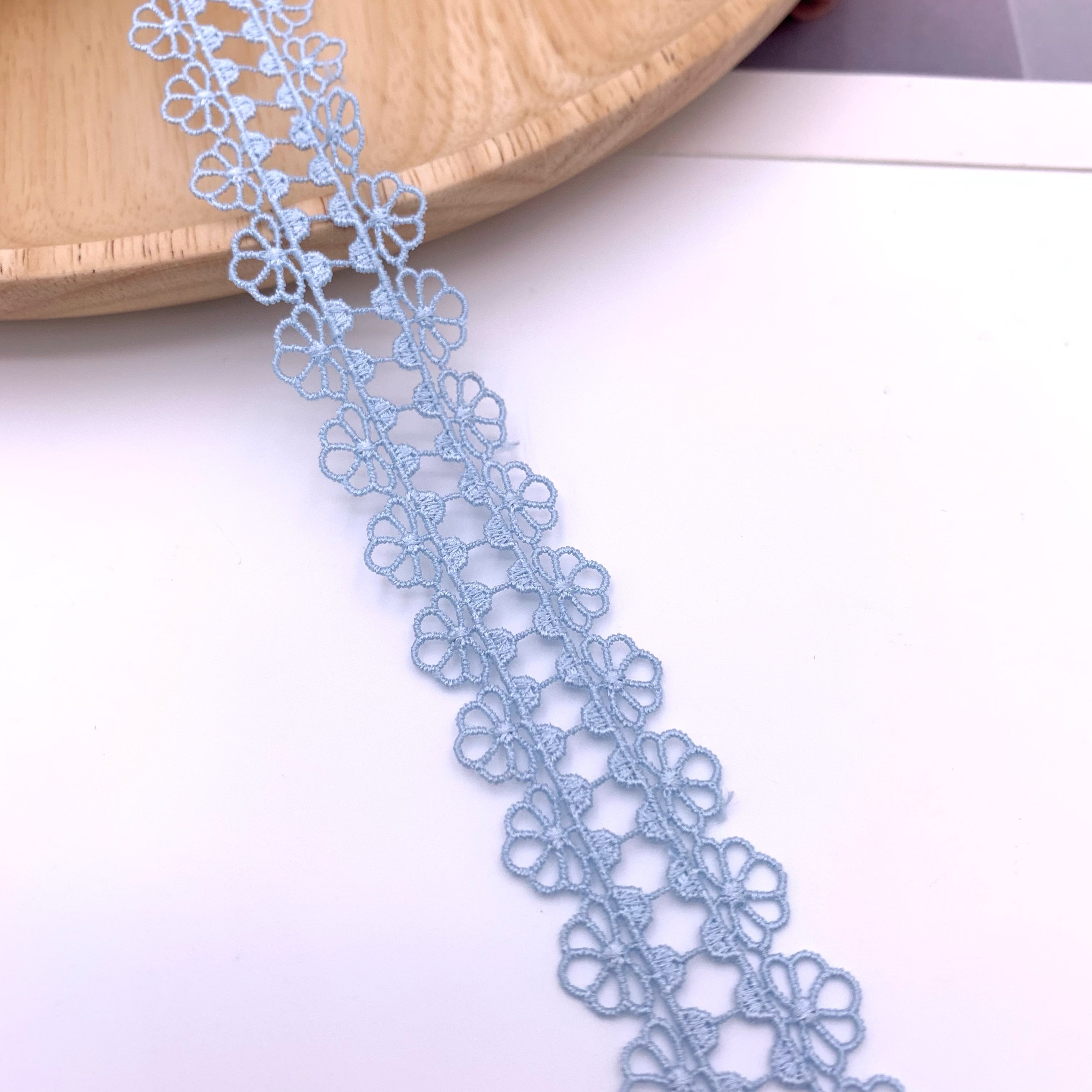 Wholesale Decorative Lace Colors Guipure Lace Water Soluble Polyester Lace Trim