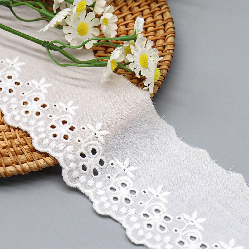 high quality luxury eyelet lace trim 100% cotton wedding dress lace trim for garment