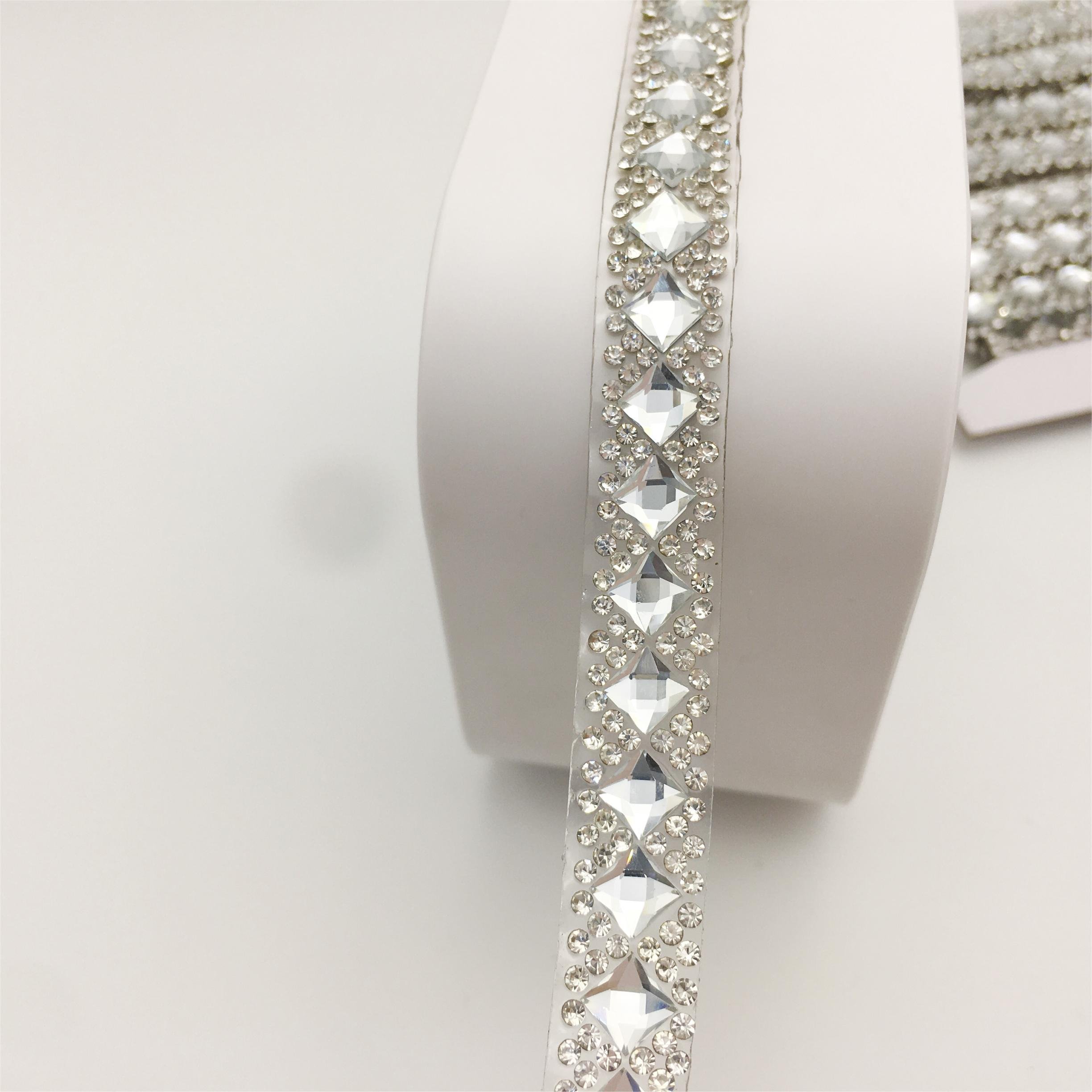 SINRONG Square crystal diamond decorative strip is fashionable and versatile for shoes bags clothing Hotfix Rhinestone Trim