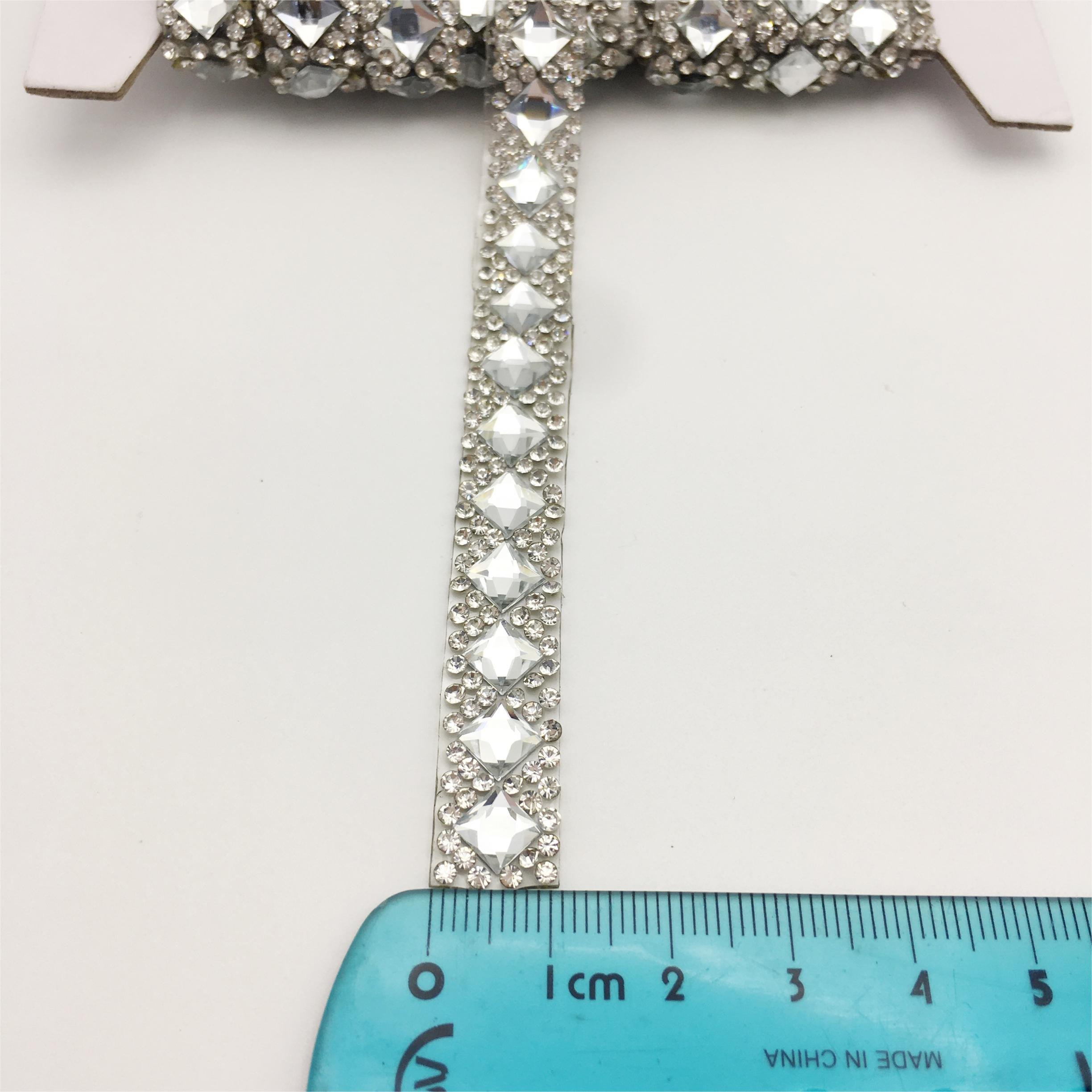 SINRONG Square crystal diamond decorative strip is fashionable and versatile for shoes bags clothing Hotfix Rhinestone Trim