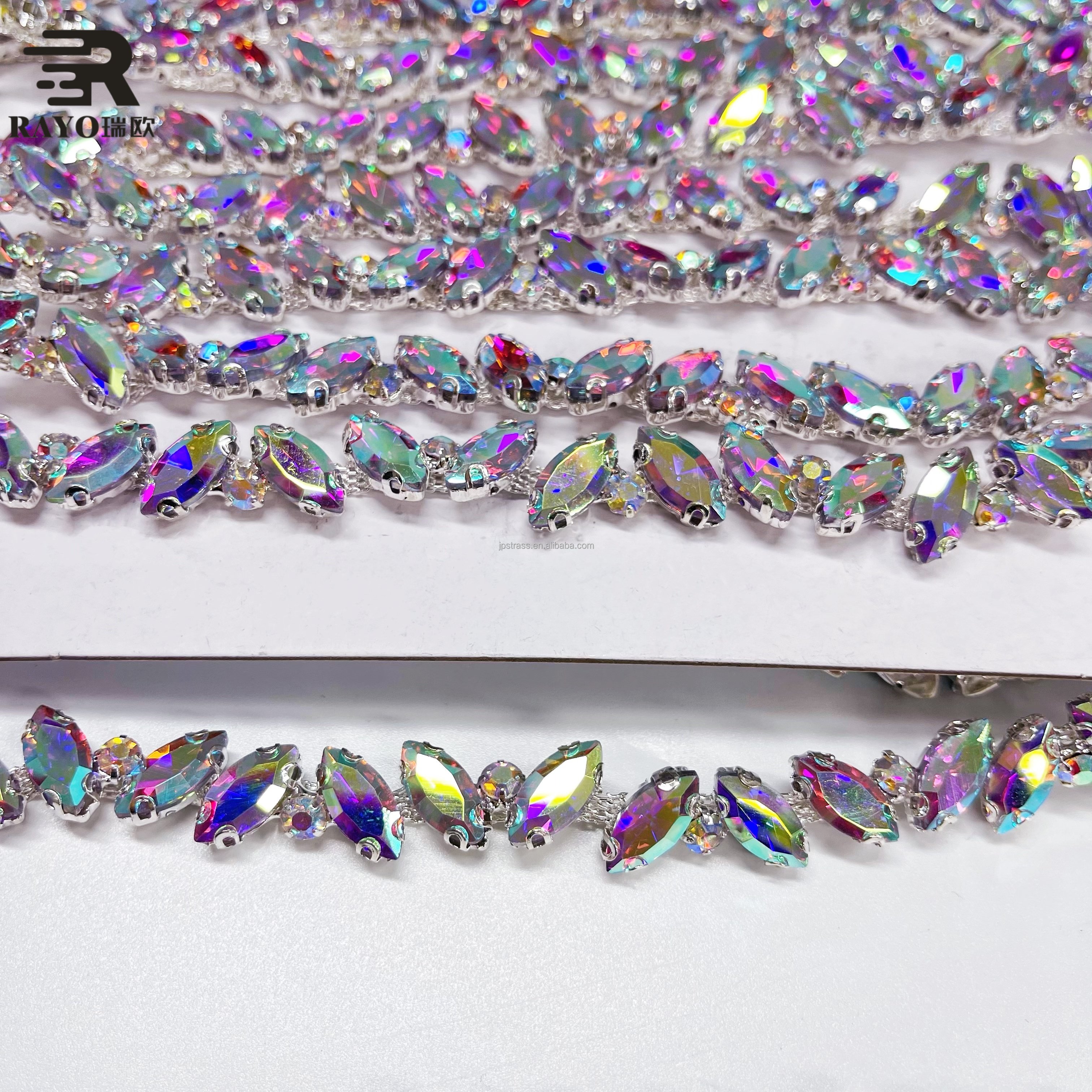 Glass Material Mental Base Rhinestone Trimming Point Back Style Sew-On Loose Cup Chain Rhinestone For Garment Bags Shoes Hats