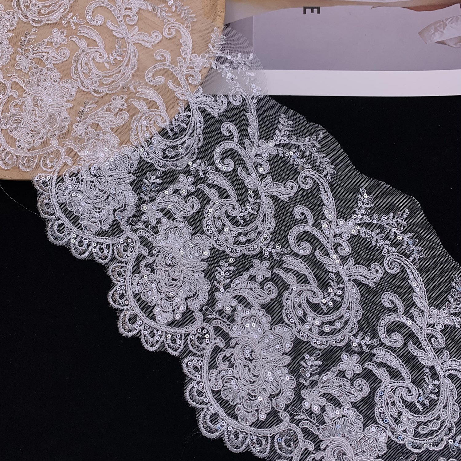 High Quality Wholesale Shiny Encaje Water Solution Guipure Mesh Organza Gpo Lace Trim