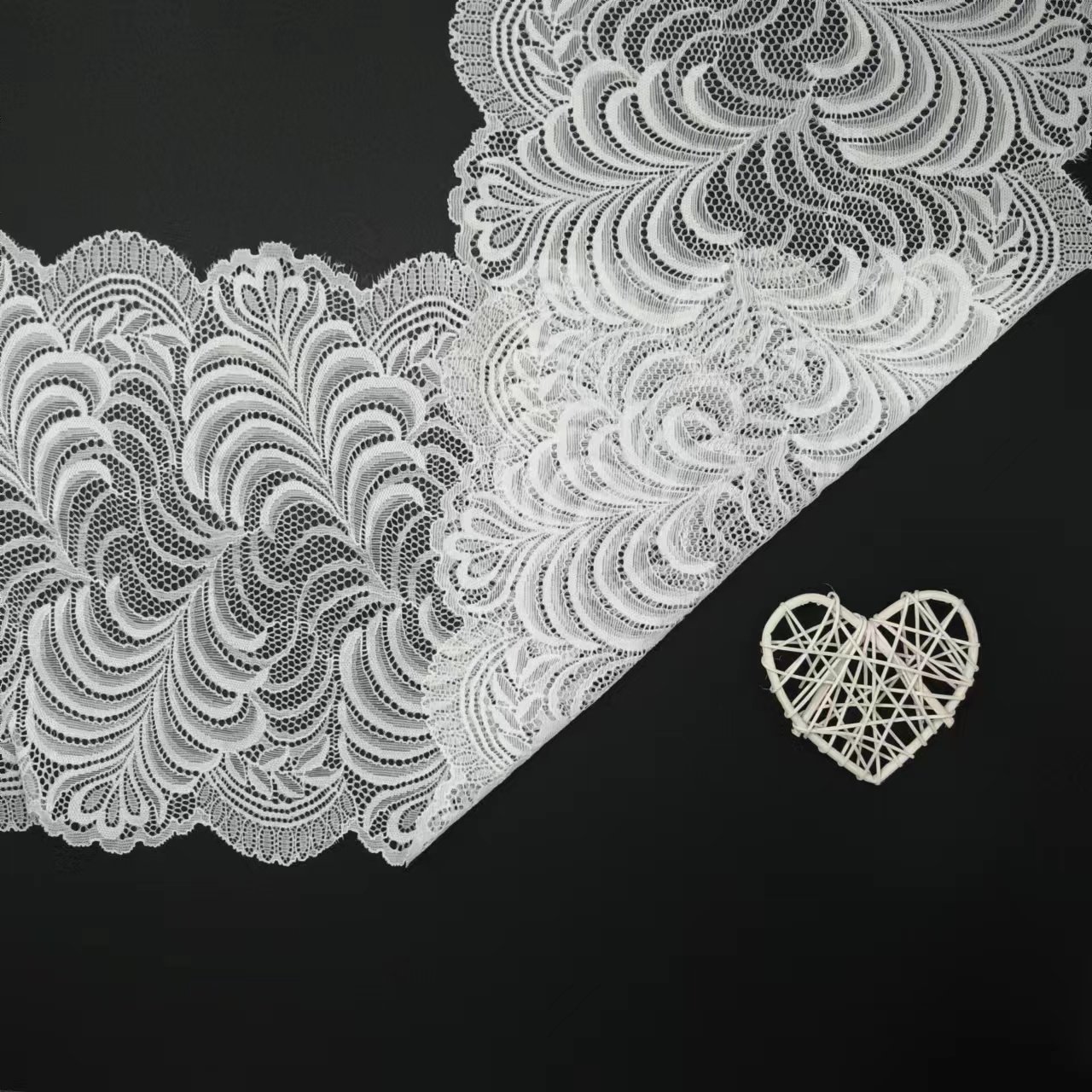 Hot Sale White Lace Trim Border Voile Nylon Spandex Lace Fabrics Roll Knitted Elastic Lace Trim for Women's Bra accessoris