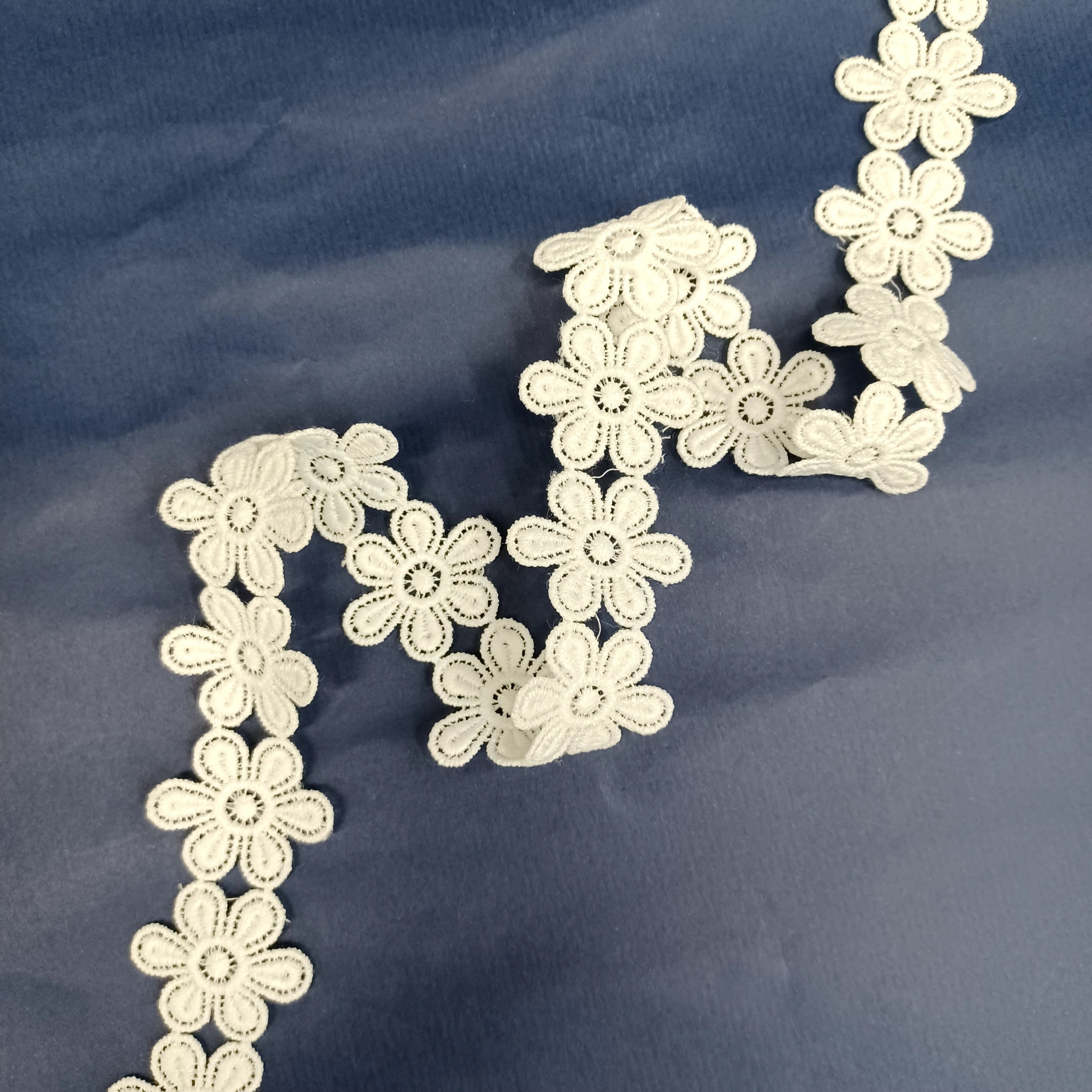 Fashion embroidered flora pattern lace trim narrow