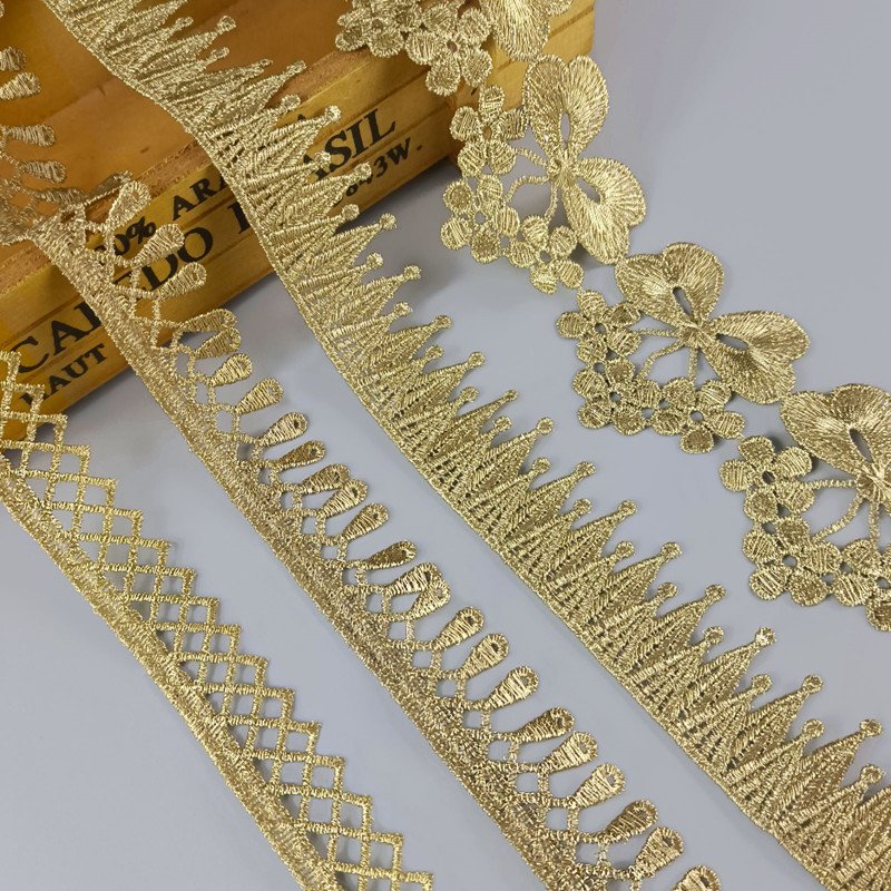 New high quality customized 1.5cm embroidery guipture lace veil necklace decorative belt fancy gold lace trim for garment BJDB80