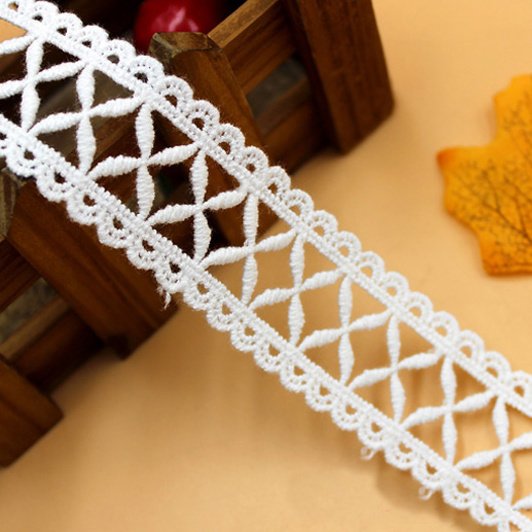 Polyester guipure lace fabric embroidery lace trims manufacturer colorful lace trim for garment