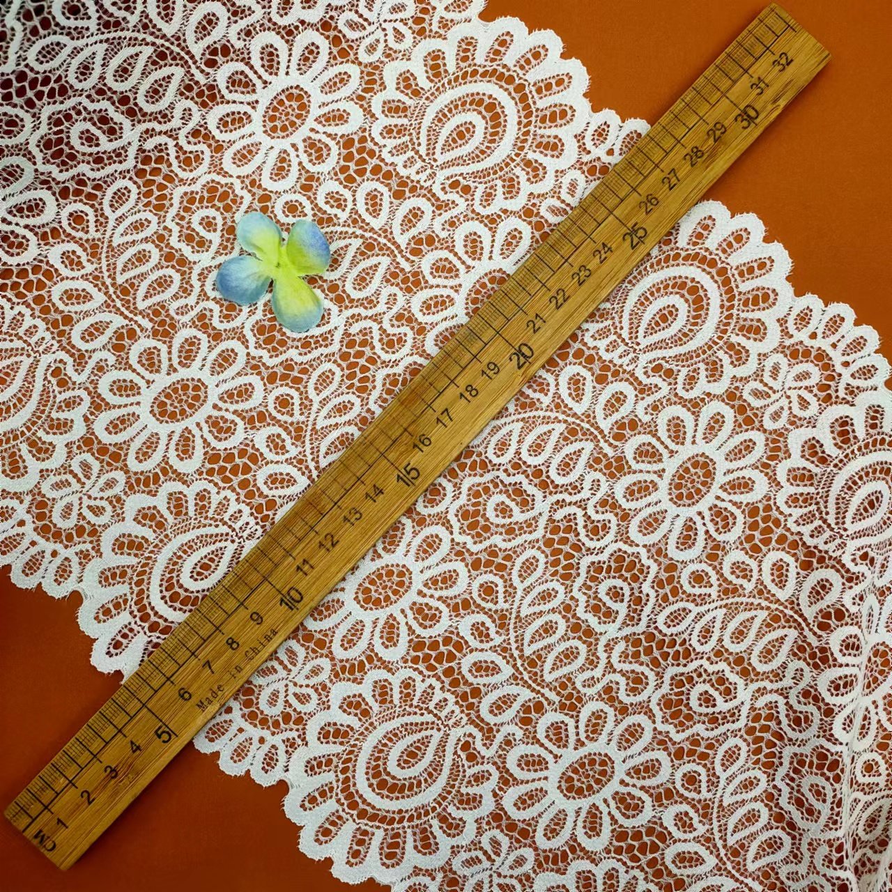 Classic Floral Stretch Lace Trim Elastic Spandex Nylon Mesh Knitted White Lace Fabric for Lingerie Bra & Wedding Dress