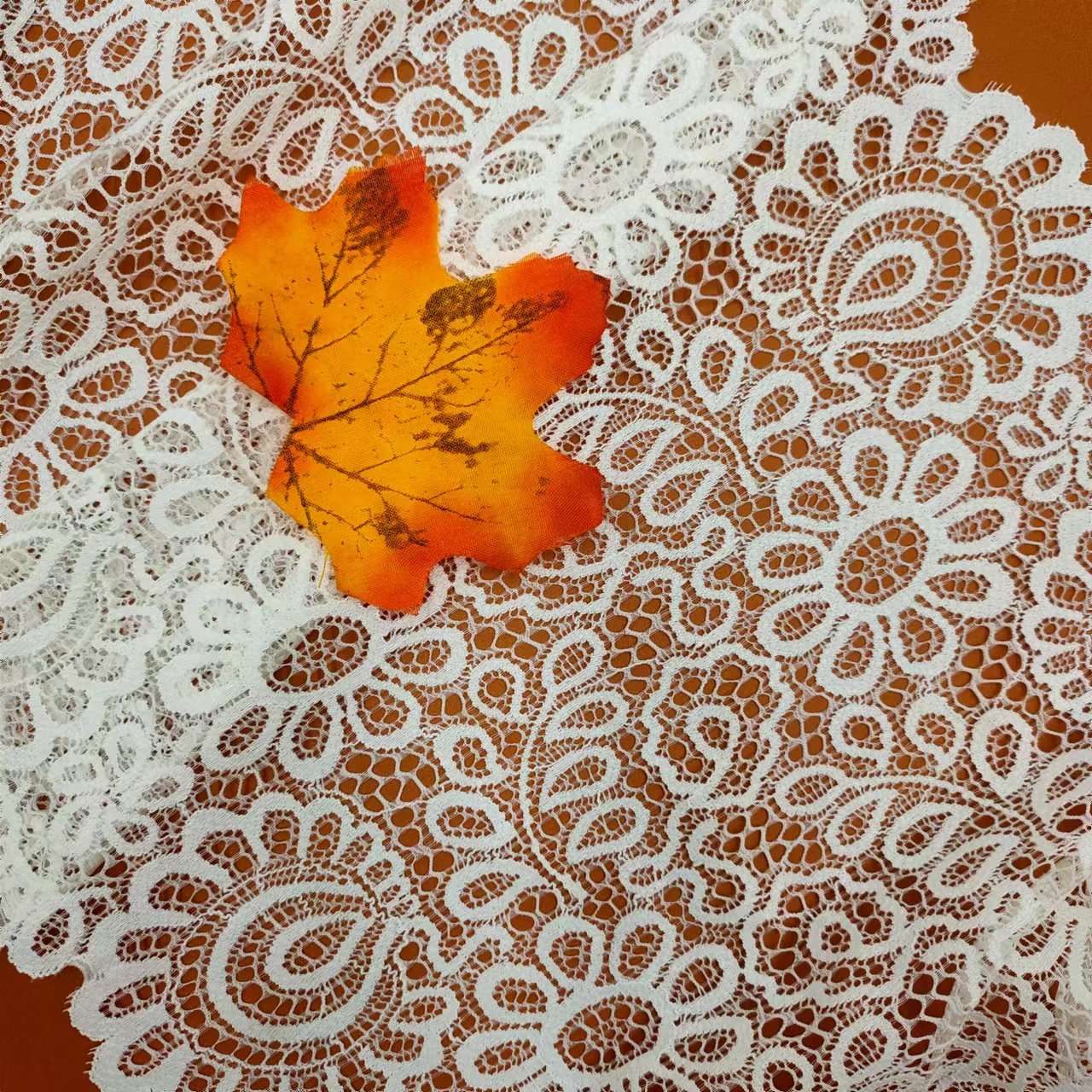 Classic Floral Stretch Lace Trim Elastic Spandex Nylon Mesh Knitted White Lace Fabric for Lingerie Bra & Wedding Dress