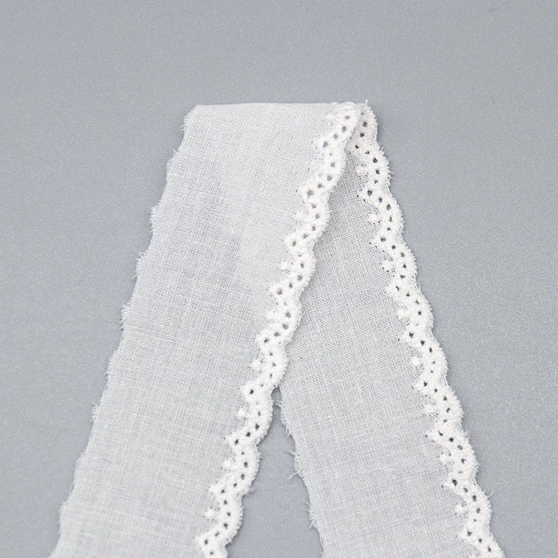 Top quality pure cotton white cotton lace trim low price 3cm eyelet lace trim for dress garment