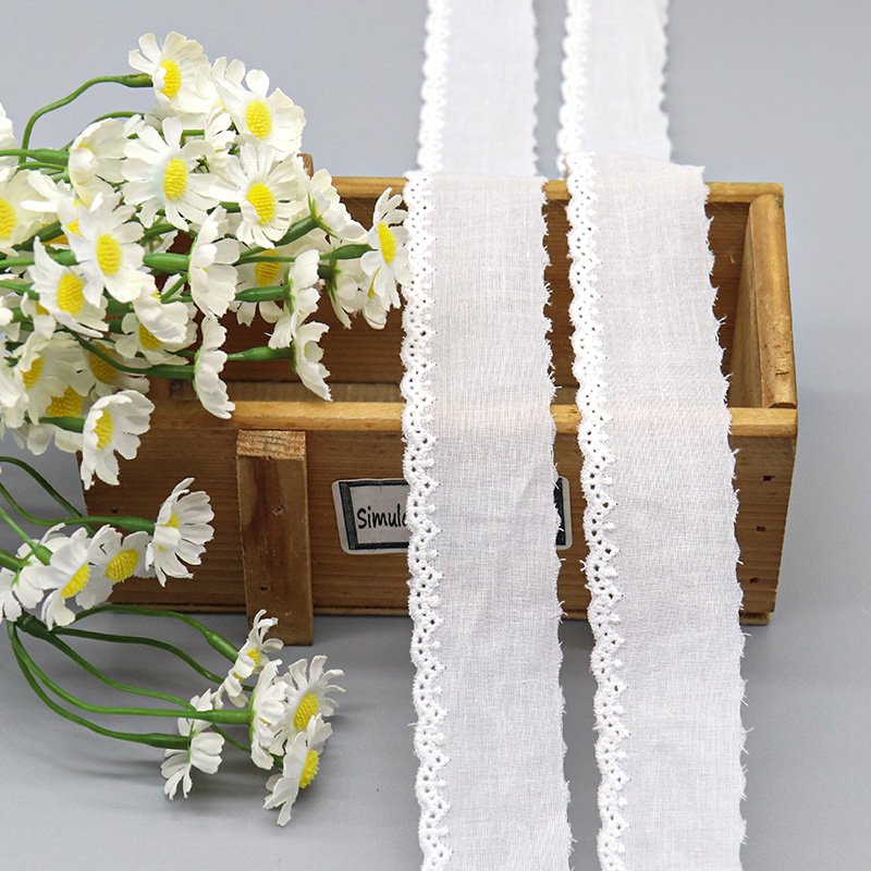 Top quality pure cotton white cotton lace trim low price 3cm eyelet lace trim for dress garment