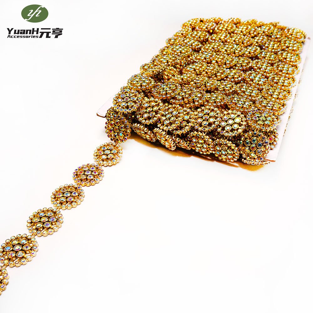 Customizable luxury rhinestone chain handmade gold plastic banding round flatback trim for DIY clothing