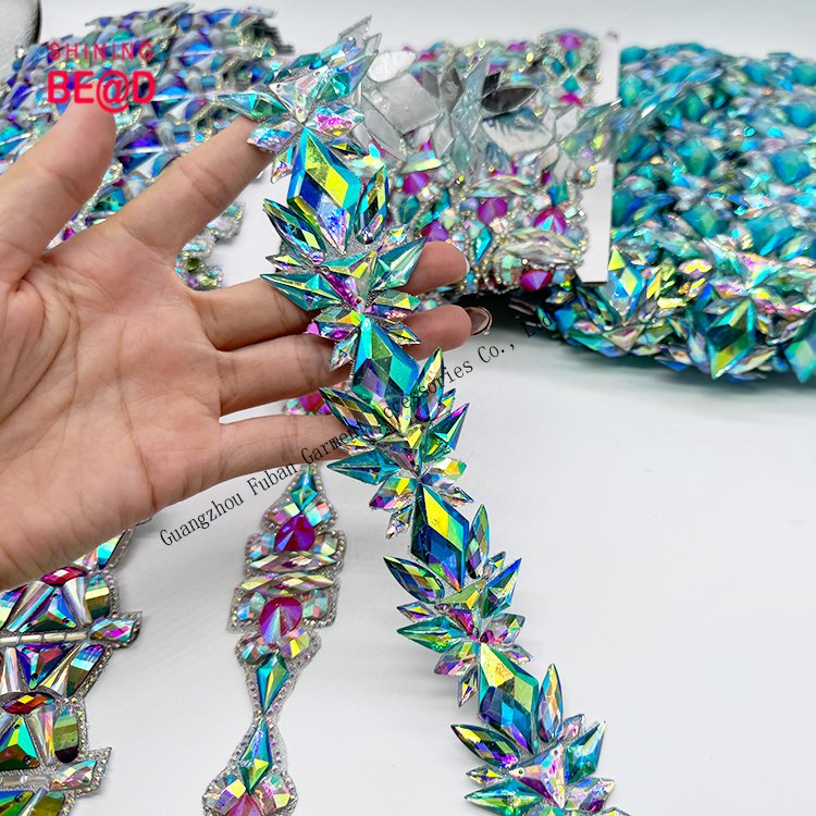 2024 China factory wholesale Dressing Decorative Crystal Rhinestones Hot Fix Rhinestone Appliques Trims