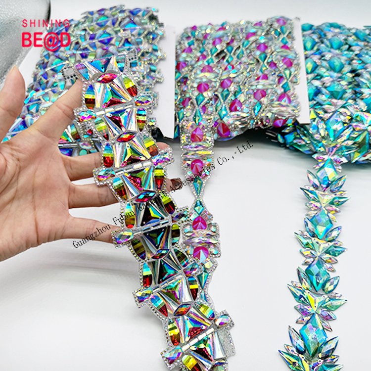 2024 China factory wholesale Dressing Decorative Crystal Rhinestones Hot Fix Rhinestone Appliques Trims