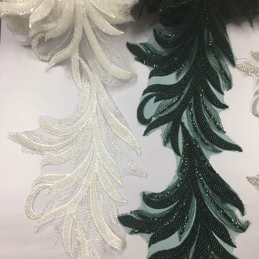 Emerald green handmade seed beaded embroidery leaf trimming 3d leaf applique