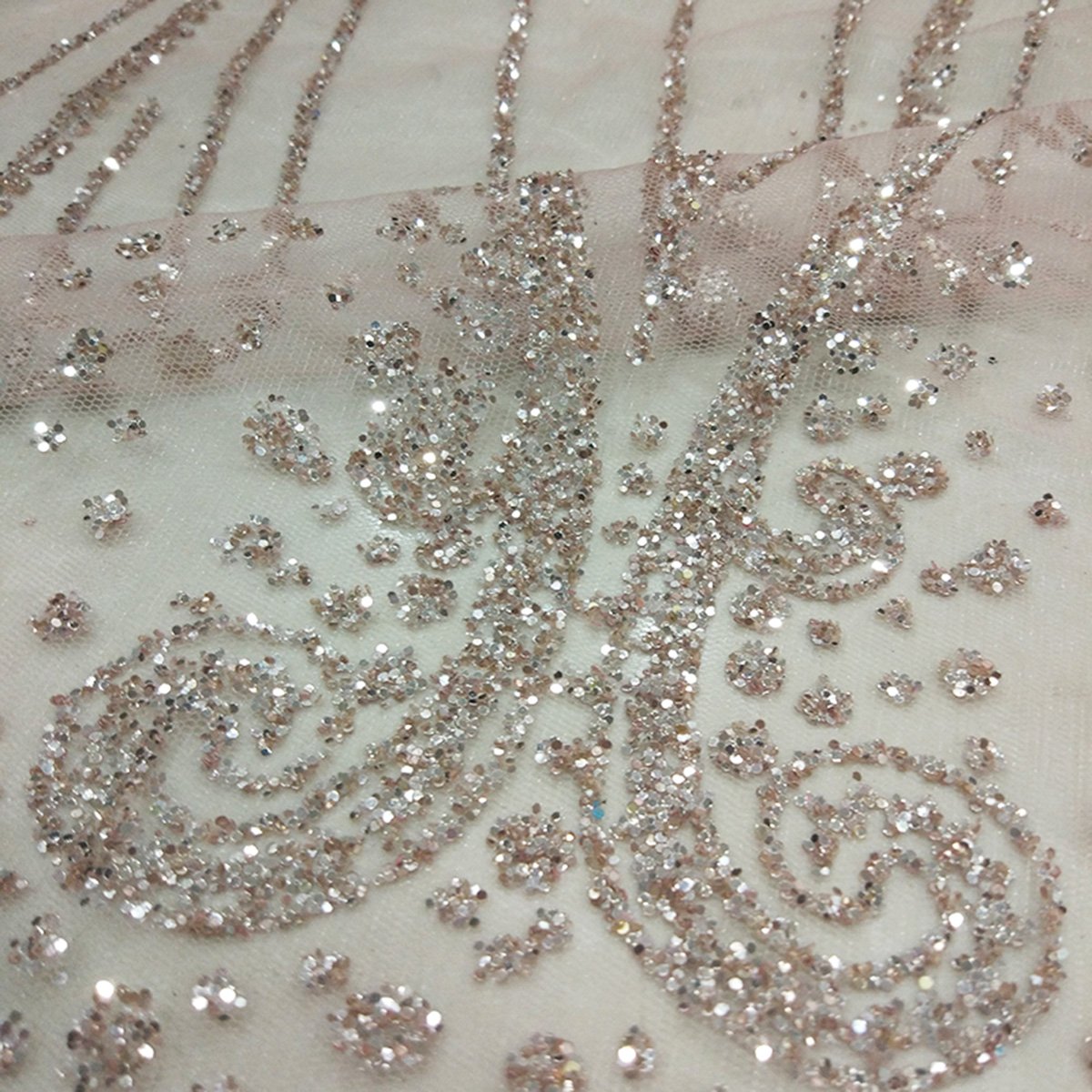 Wholesale Nigerian Tulle Glitter Lace Fabric Online Gold African Sequins Wedding Dresses Material For Stretch Clothing Lace Trim