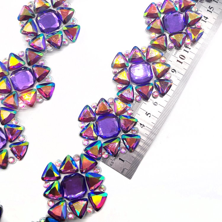 2025 New product Explosion carnival purple flower motif applique iridescent resin trimmings for wedding dress processing