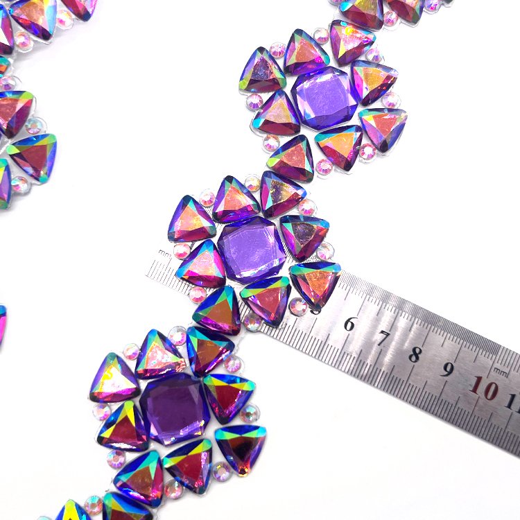 2025 New product Explosion carnival purple flower motif applique iridescent resin trimmings for wedding dress processing