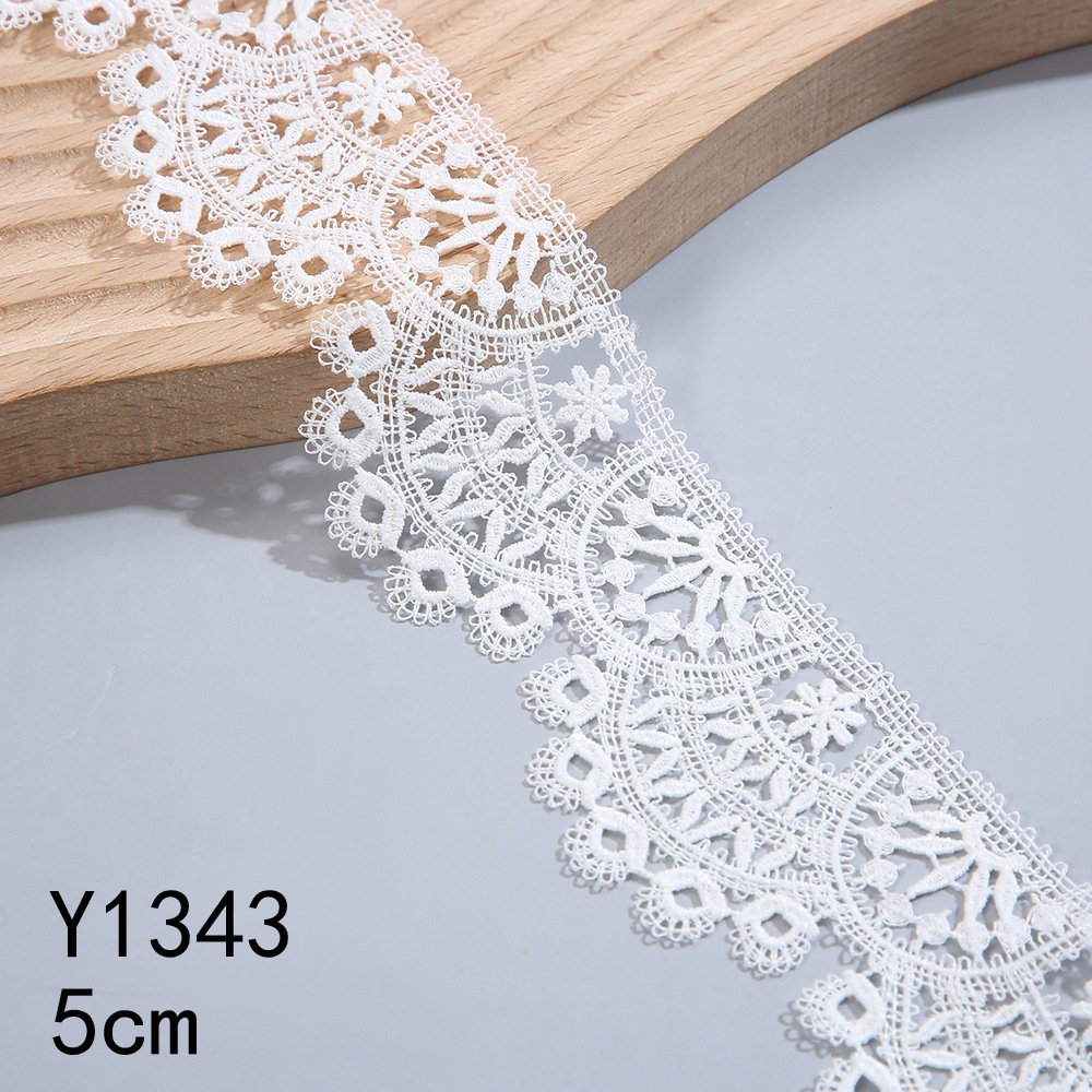 Low Price Water Soluble Fancy Embroidery Lace Fabric Trim And Laces Polyester