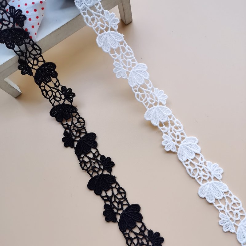 Manufacturer Customized Embroidered Hollowed Out Water-soluble Polyester Guipure Eyelash Lace Trim For Clothing Border Lace
