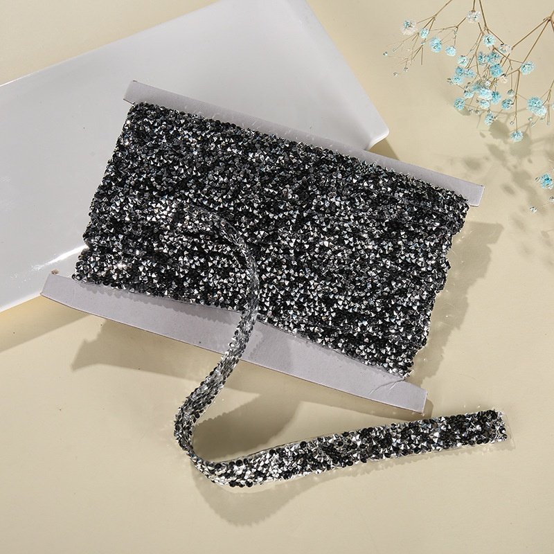 Factory Wholesale Scarf Orange Rhinestone Bling Hot Fix glass Stone Iron On Rhinestone Trimming For Bags Decoration