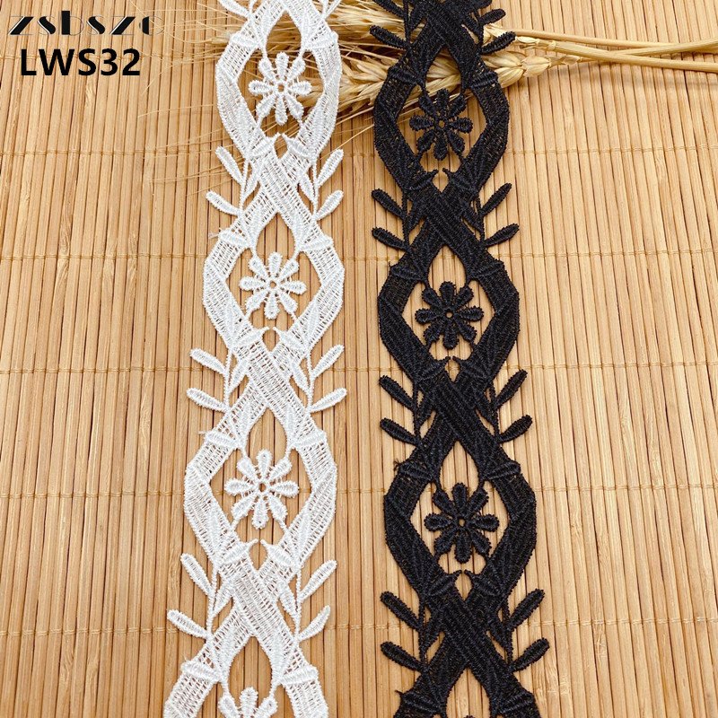 High quality 32mm polyester white hollow embroidery guipure fringe lace trim black sew ribbon for Bridal Dress clothing LWS31
