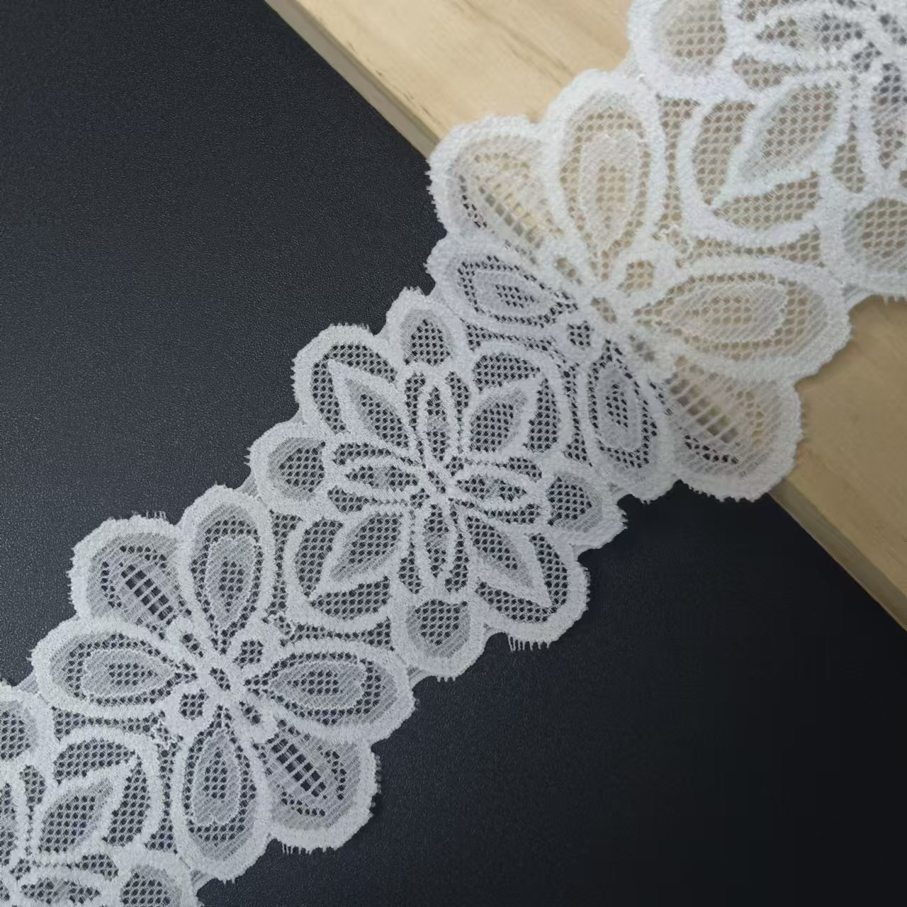 7 cm Delicate Soft Nylon Spandex Elastic Lace Trim Voile White Flower Stretch Lace Trimming Bra Lingerie Clothing Accessories