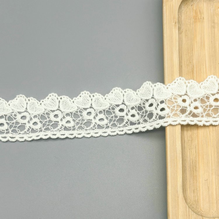 OEKO-TEX BSCI Factory Wholesales Hot Sales Water Soluble Guipure White Bridal Lace Fabric Embroidery Lace Bridal Lace Trim