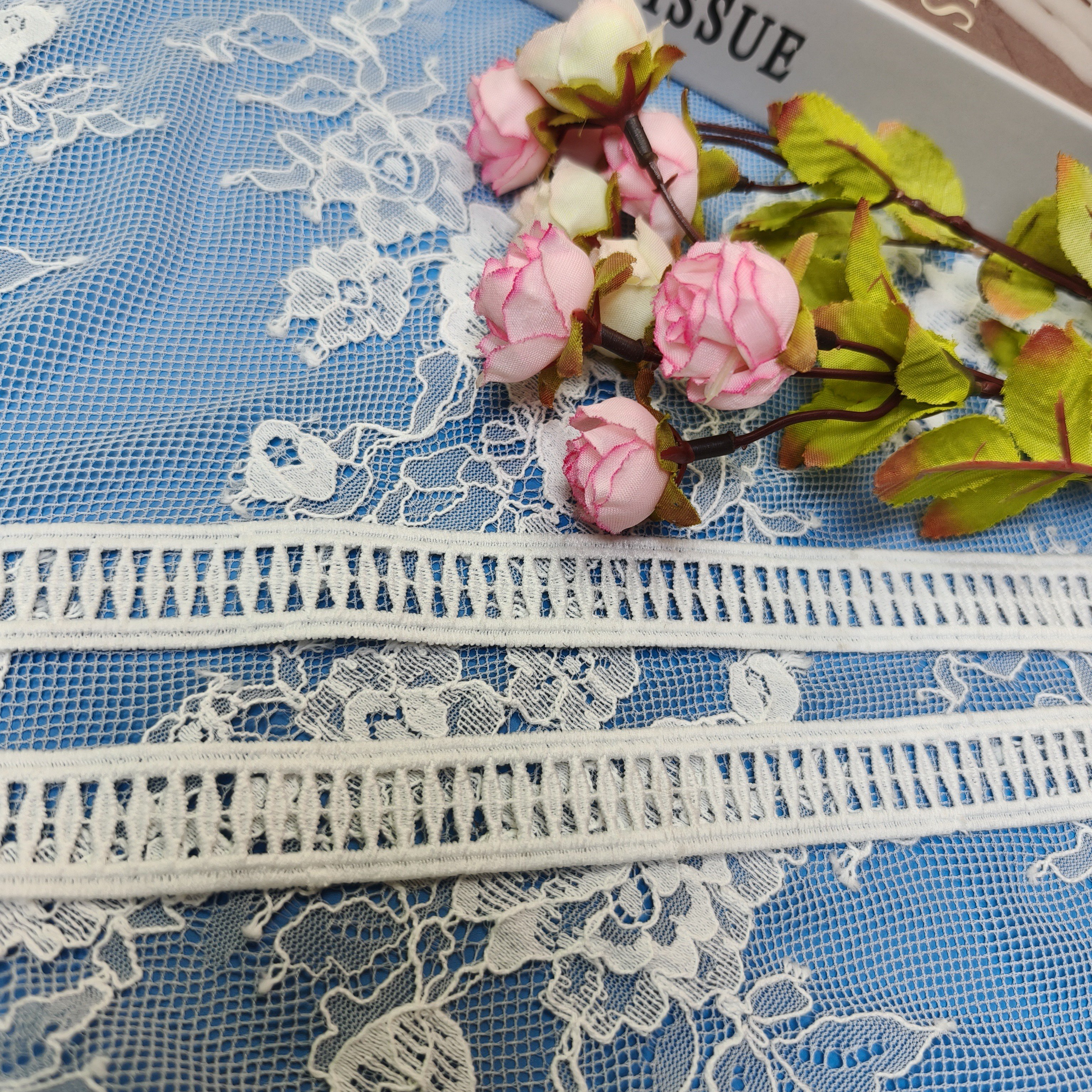 Hot Sale French Flower Trim Border Trimming Water Soluble Lace Trim