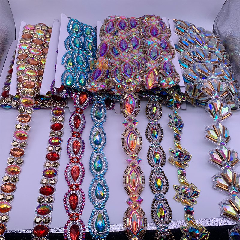 2024 New Design Carnival Costume Carnival Trim Iron On Green Red Resin Rhinestone Applique Trim
