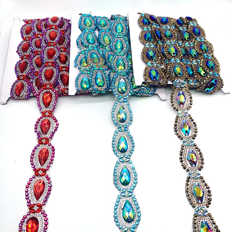 2024 New Design Carnival Costume Carnival Trim Iron On Green Red Resin Rhinestone Applique Trim