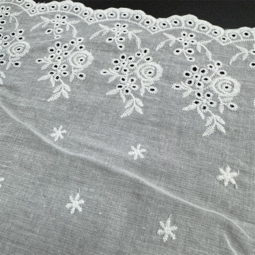 Fine woven cotton fabric carvend holes Trimming lace water soluble Embroidery border lace trim garment