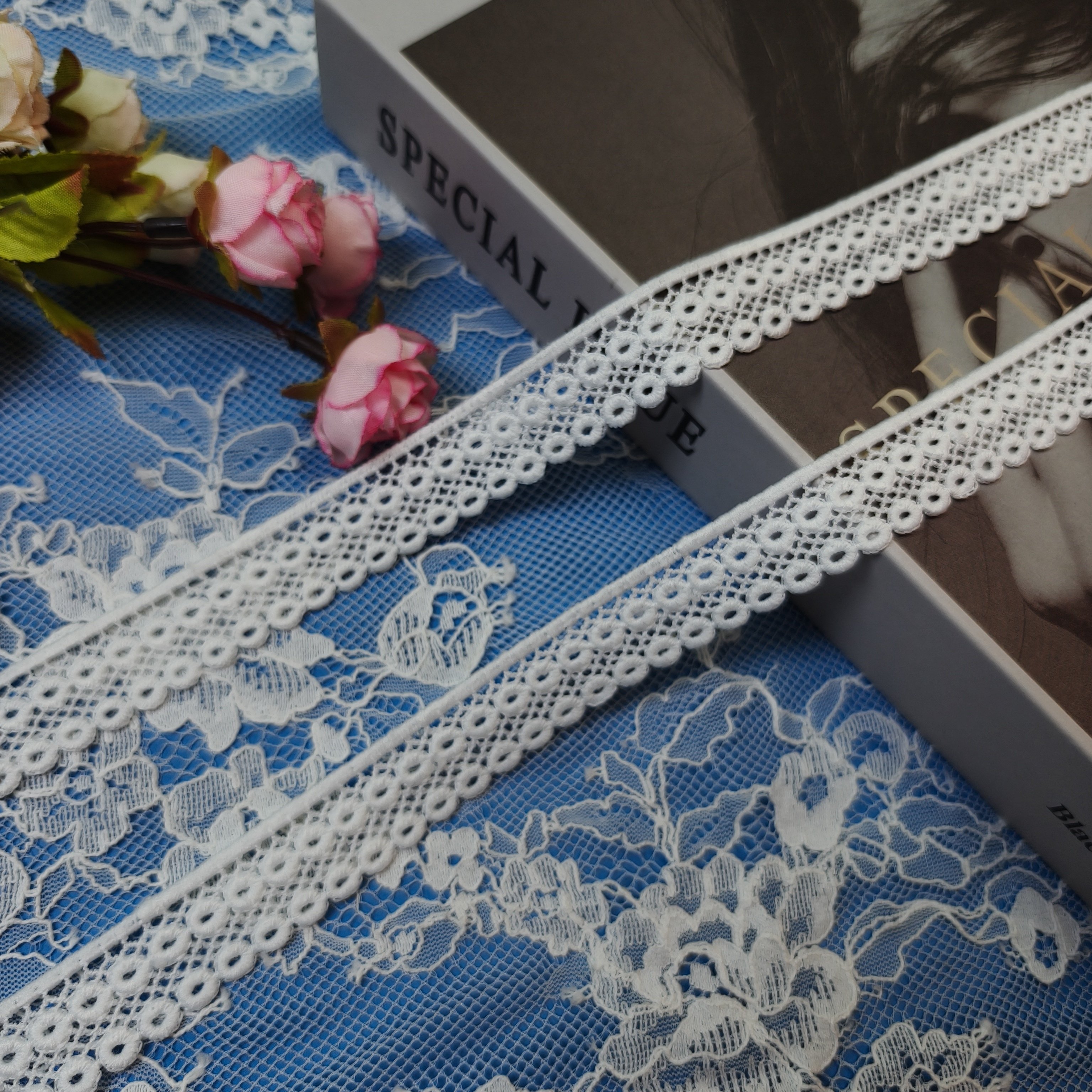 Hot Sale French Flower Trim Border Trimming Water Soluble Lace Trim