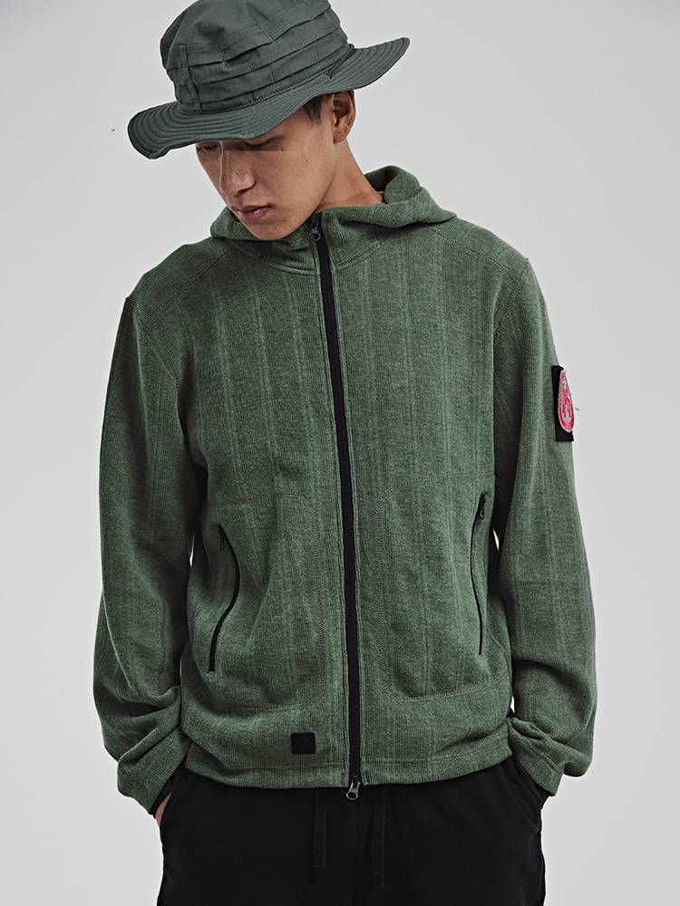 Maxgear windproof and warm blue wood pill sweater