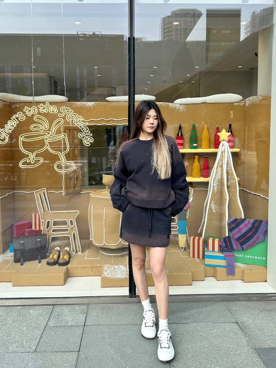 Mom ~ 24 New Summer New Products Designer Oversized round necklads Kase sweater+mini A -line skirt female
