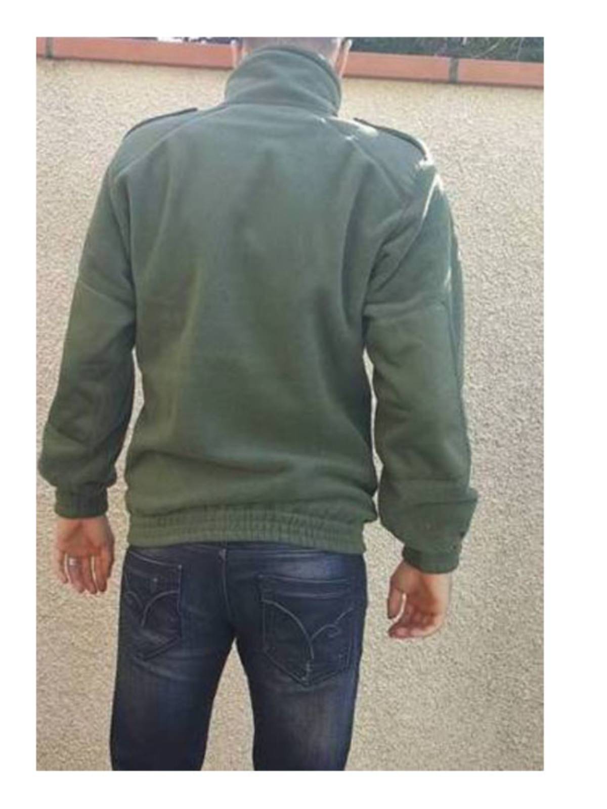 The French army caught the velvet jacket and the neutrality of the velvet jacket