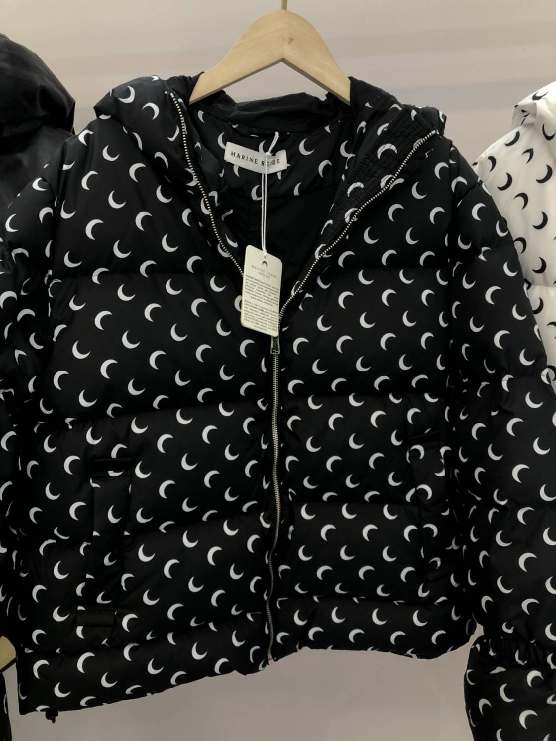 Moon House's down jackets beautifully full -printed niche design 90 duck down