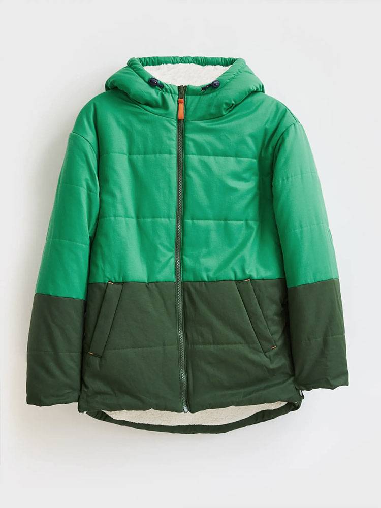 Wear fluffy and warm lambskin color cotton clothes on both sides