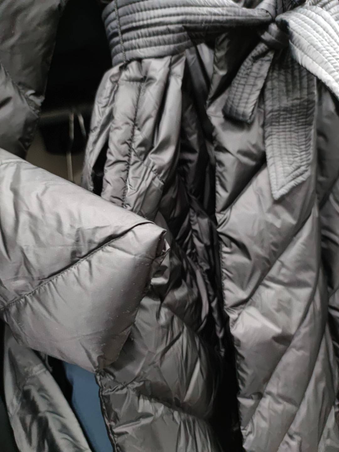 Foreign Single Lady Middle Long down jacket 90 is not running with a good waistband!