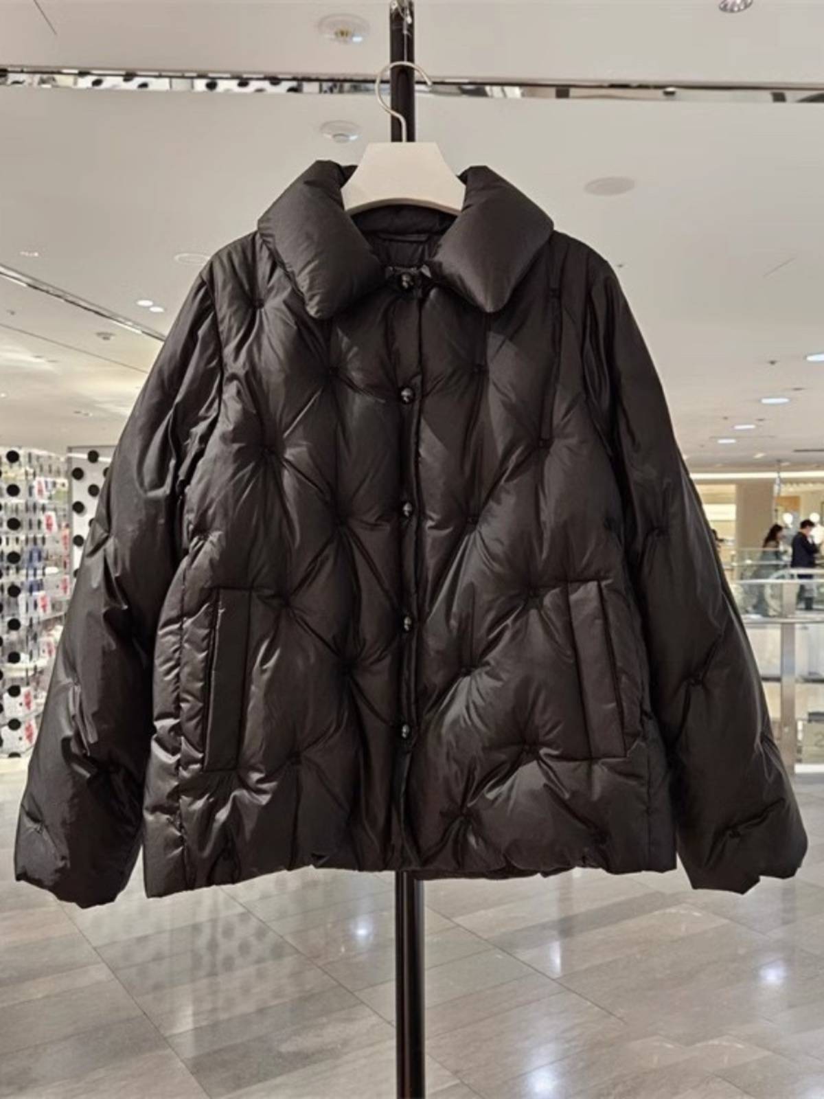 2023 new Korean original single down jacket short white goose velvet qi is thin and warm, lapel leisure temperament jacket